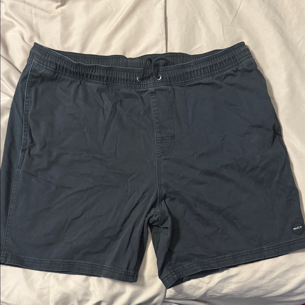 RVCA Men's black shorts